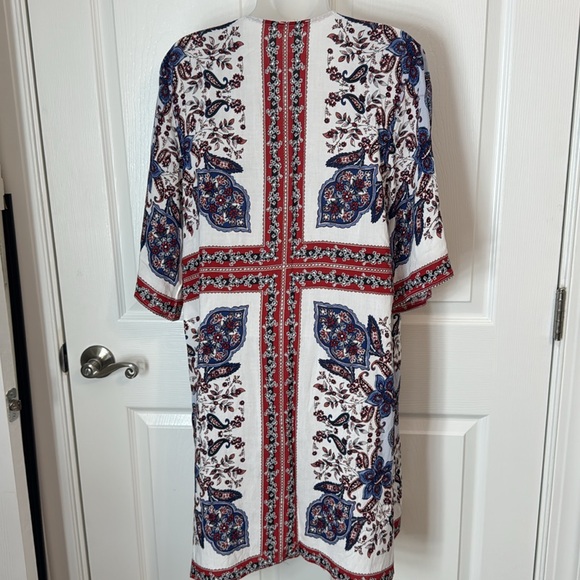 Maurices floral open front kimono - Picture 3 of 6